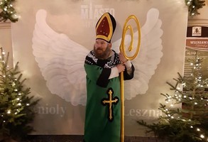 Zamienili rynek w świąteczną wioskę