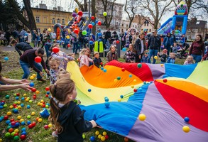 Piknik Wilekanocny w Parku Kościuszki 